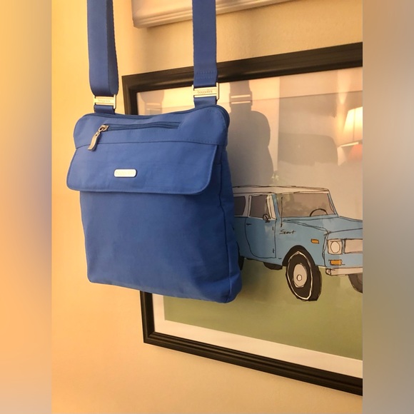 🪆New-with-tags! Light Blue Baggallini  Crossbody Travel Purse - Picture 2 of 13